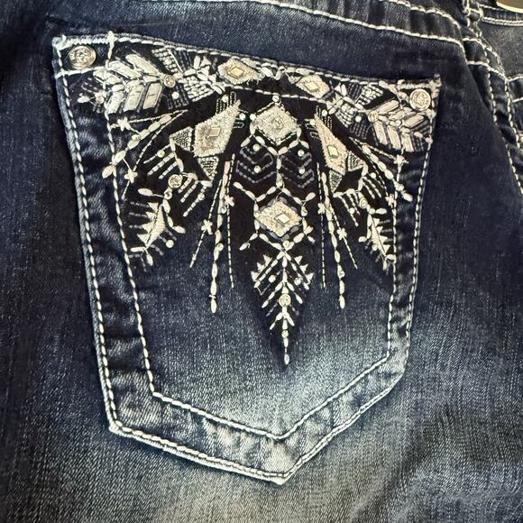 Grace in L.A. Easy Fit Bootcut Jeans Size 33 NWT Embroidered Rhinestone Pockets - Picture 10 of 10